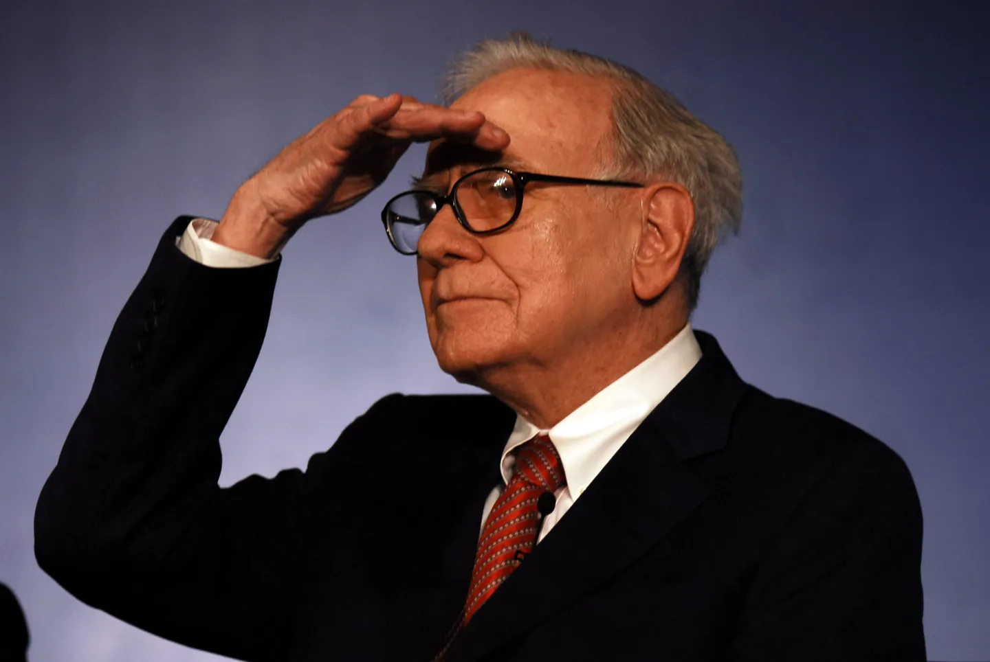 Vì Sao Đầu Tư Dài Hạn Tại Mỹ Là Môi Trường Lý Tưởng Cho Phong Cách Buffett?
